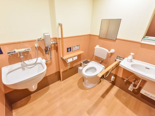 多機能トイレ