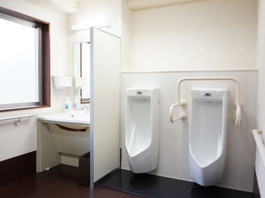 共用トイレ(男性用)