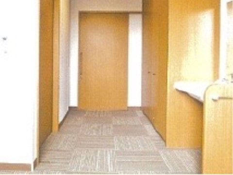 収納棚が設置されている居室