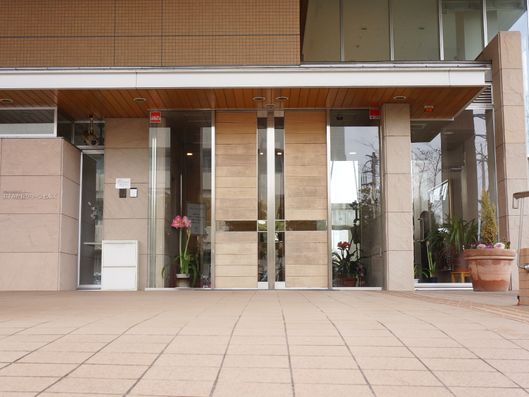 広々としたエントランス