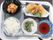 天ぷらがメインの食事。栄養バランスに気をつけた食事を毎日作っており、入居者様のアレルギーにも臨機応変に対応することが可能。
