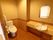 トイレは引き戸になっていて間口が広く、手洗い場が低い位置に設置されているので車いすの方も使いやすい。