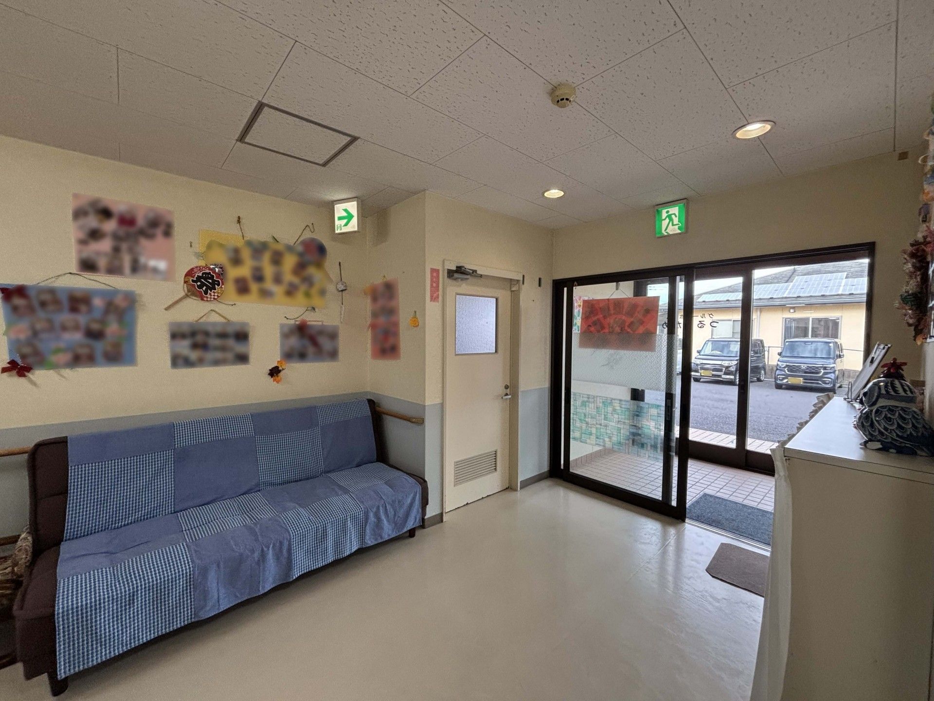 明るいエントランス