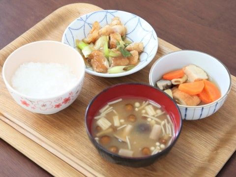 せらび新宿の食事。新鮮な食材を使った季節のお料理をお出ししています。一年を楽しみながらお食事ください。
