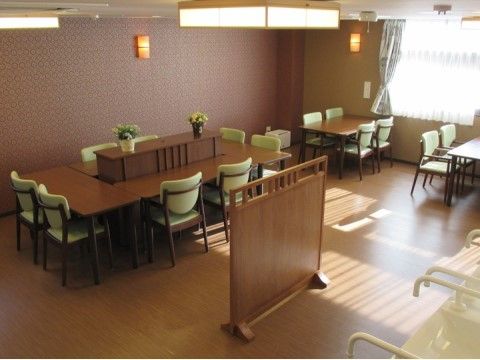 「アンサンブル浜松尾野」の多目的ルーム。ゆとりのある広さで、開放感のある共用スペース。