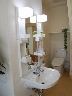 洗面台とトイレ