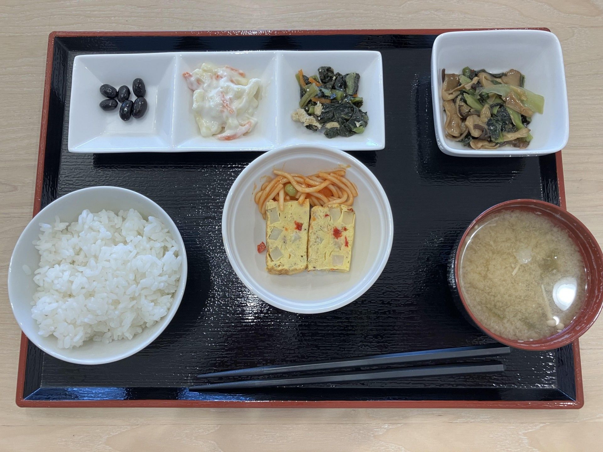 和食の食事セット