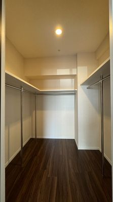 大きなクローゼット