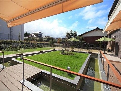 「グランメゾン迎賓館福岡伊都」外観。皆様が安心して生活できるようにサポート体制はきっちりと整えています。