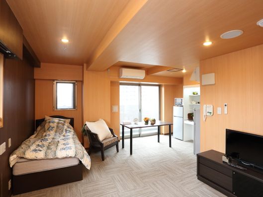 明るく落ち着いた居室