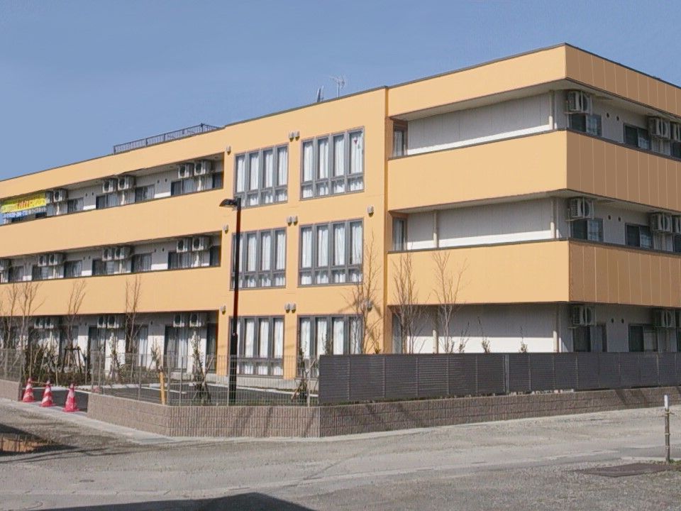 広々とした外観の居宅