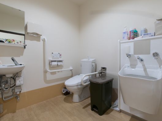 トイレ、洗面所