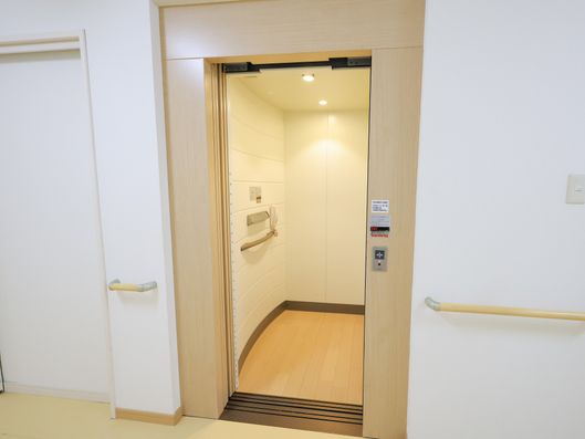 エレベーター