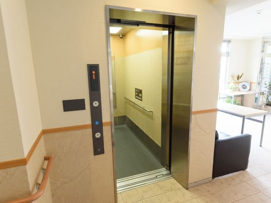 エレベーター