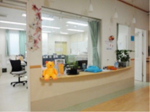 熊の人形が設置されている受付