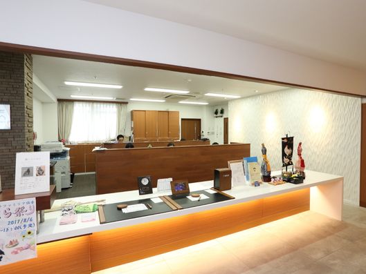 受付カウンター