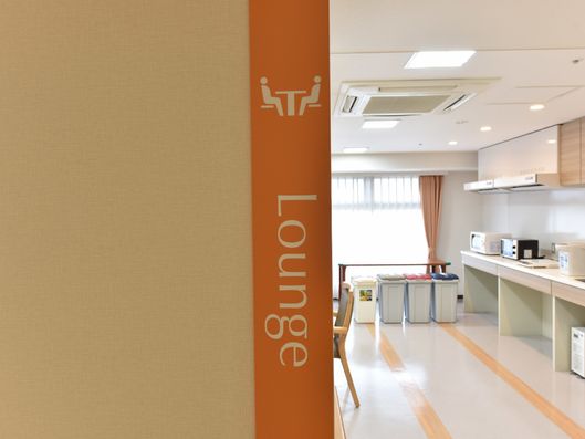 ラウンジ入り口