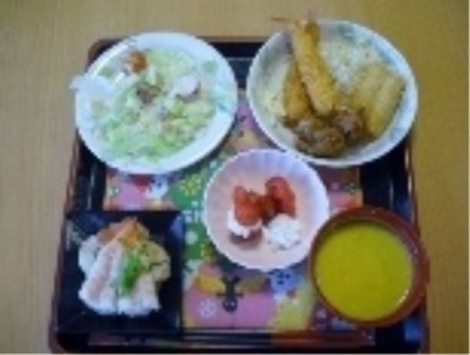 お食事