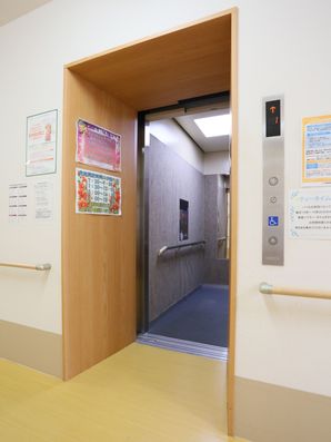 エレベーター