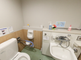 清潔感のある介護施設のトイレ空間
