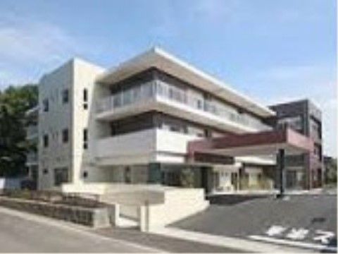 「ロイヤルレジデンス上平公園」ラウンド方の建物外観