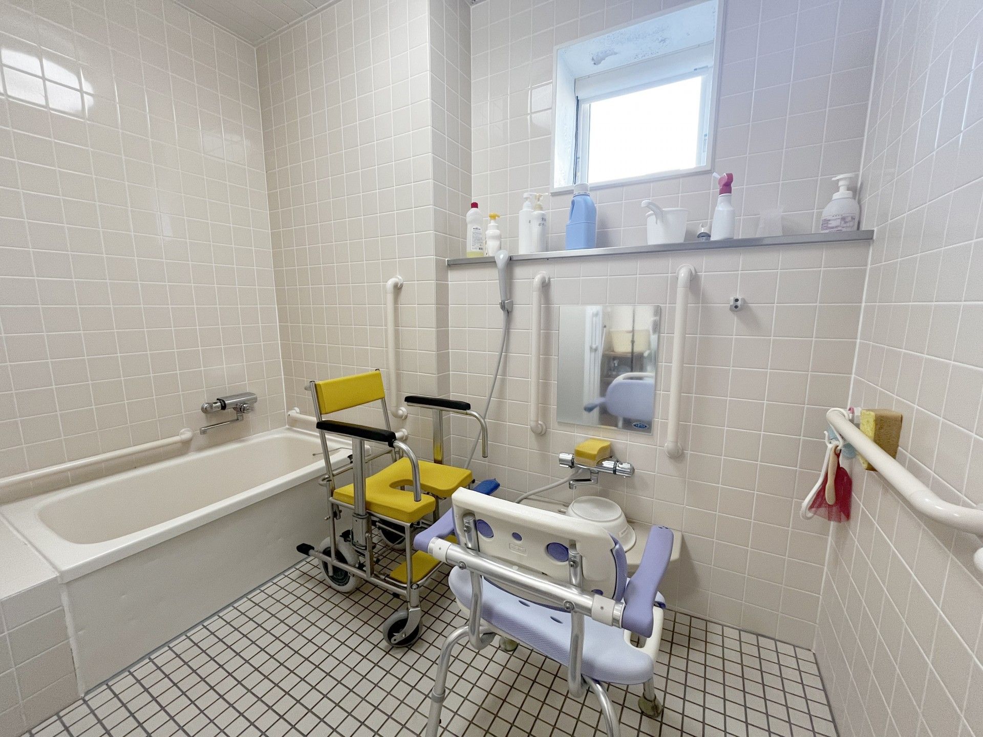 安全に配慮した浴室