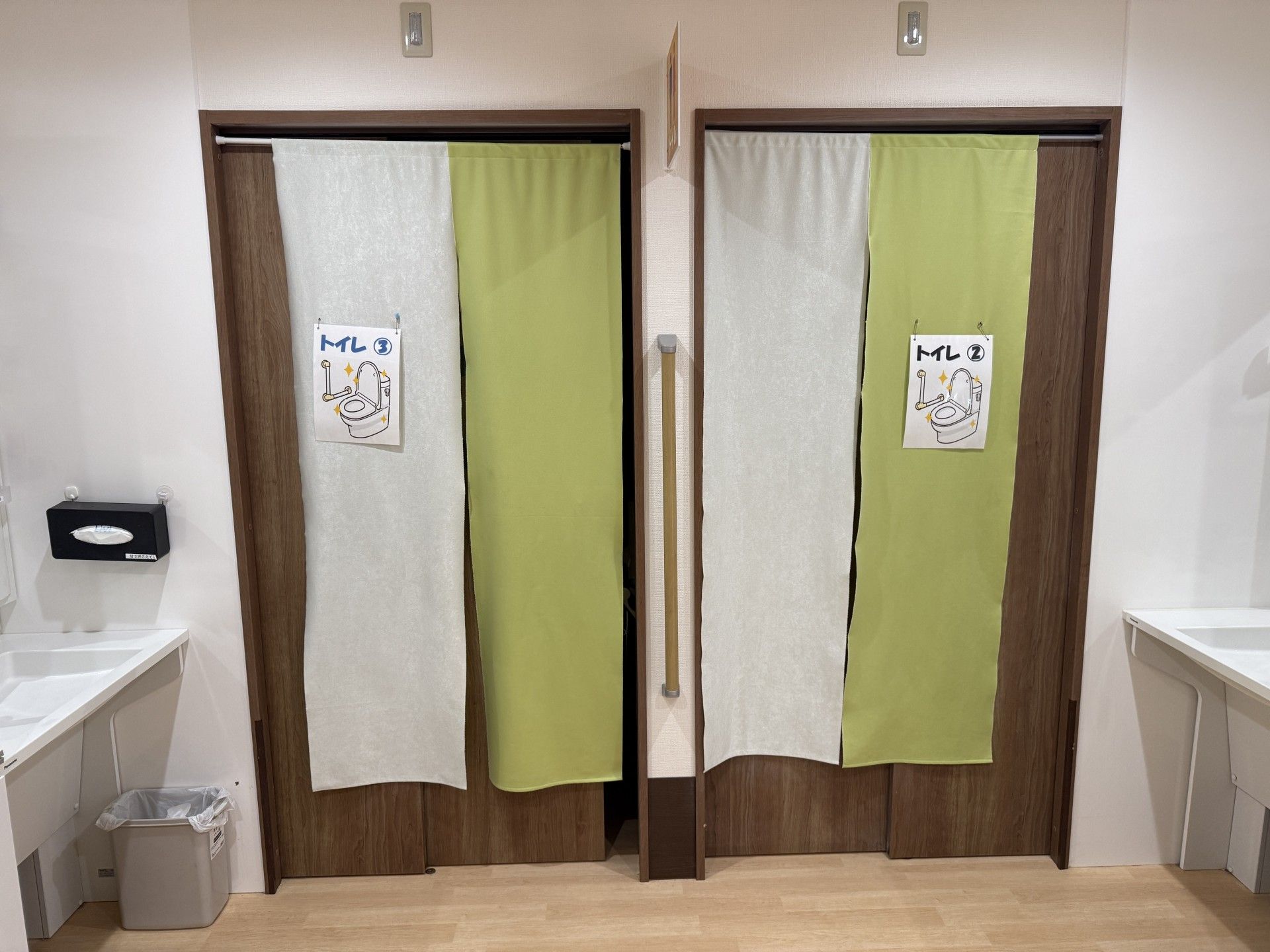 トイレの入り口