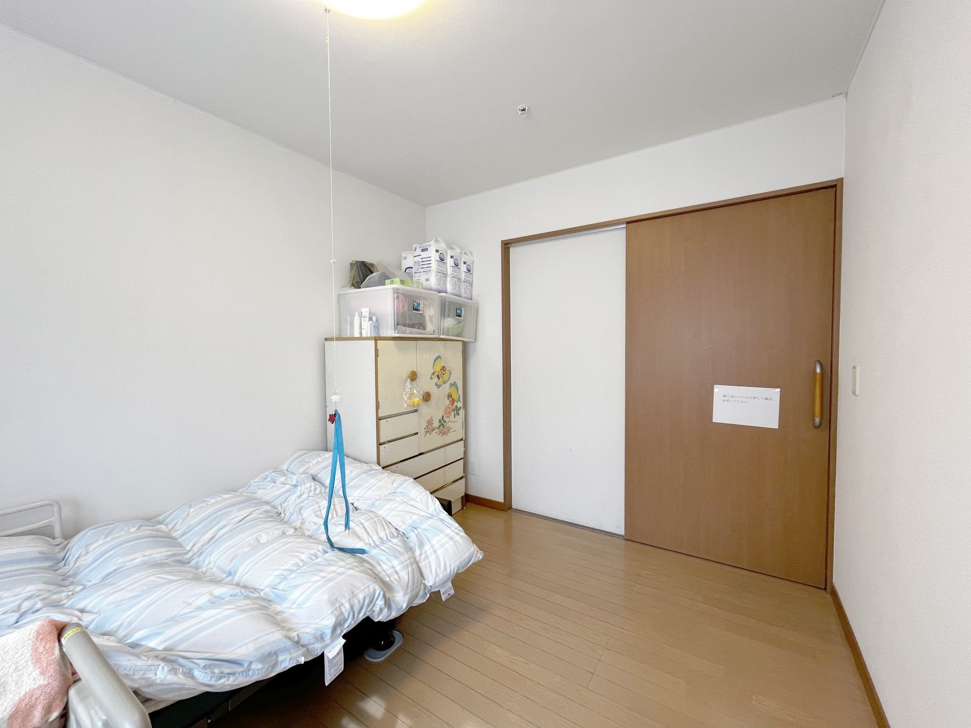 シンプルな個室