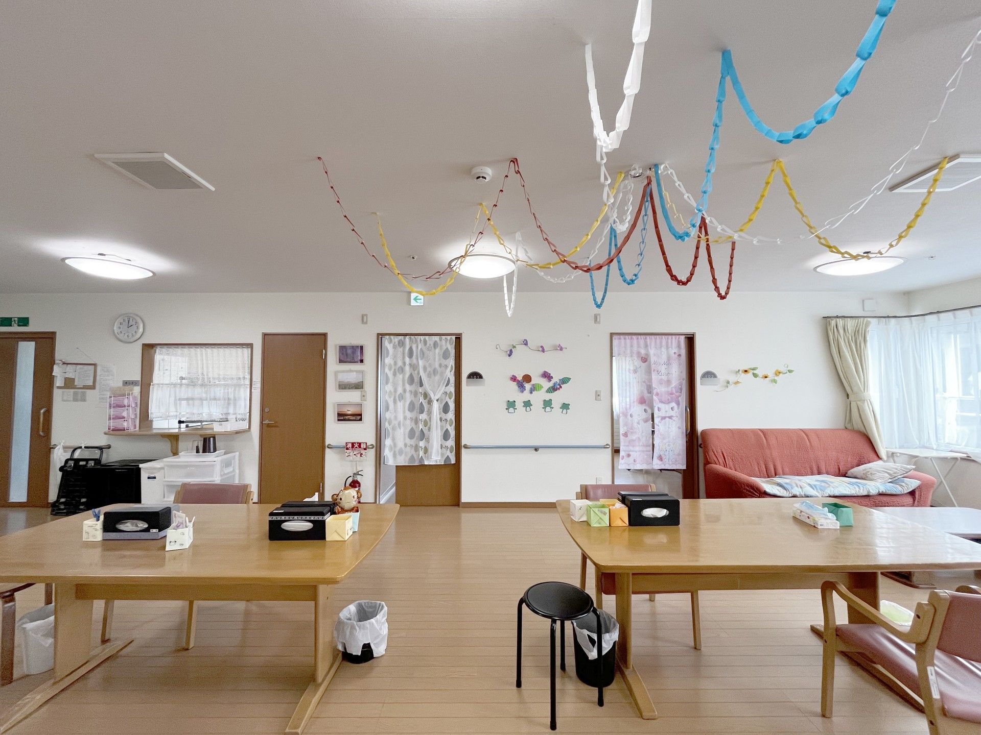 飾り付けのある部屋