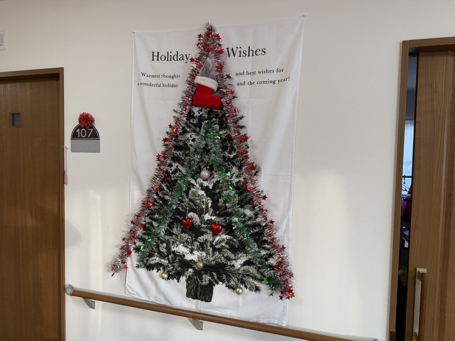 クリスマス装飾の廊下