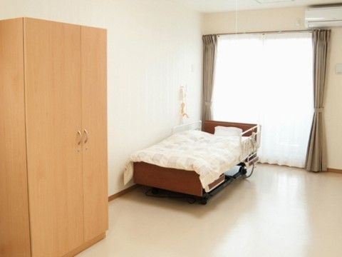 収納棚のある居室