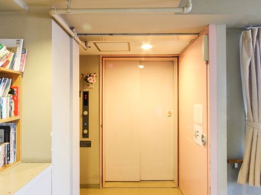 エレベーター