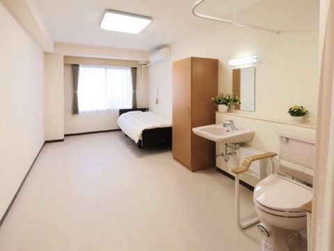 収納部屋のある居室