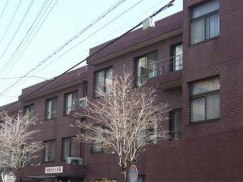 ３階建ての介護施設