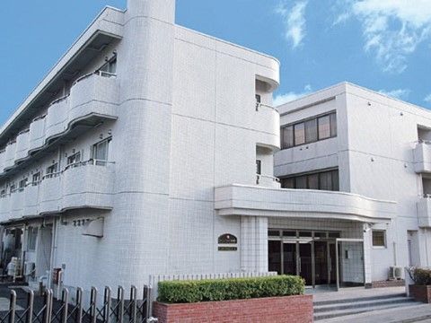 灰色の介護施設