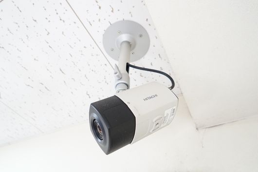 監視カメラ
