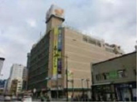 現在は閉店し、2016年7月以降解体後、大手ディベロッパーにより、17階建ての店舗付きタワーマンションを建てる計画がある。