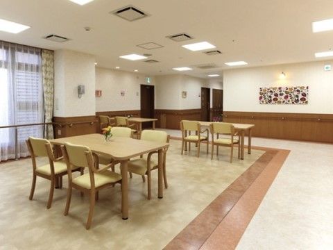 サニーライフ湘南藤沢の談話コーナー。一角に設けられたコーナーで気楽にお話ができます。