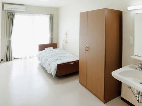 サニーライフ仙台宮城野の居室。快適に過ごせる設備環境と完全個室は自分らしい時間を過ごせます。