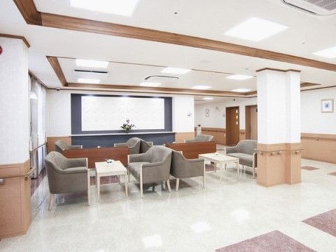 サニーライフ仙台宮城野のホール。スペースを活かし、多くのご面会者様・入居者様にご利用いただけます。