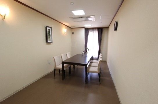 サニーライフ名古屋南の相談室。内覧や見学者の方への案内時にも使用します。