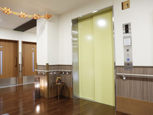 木目調の引き戸