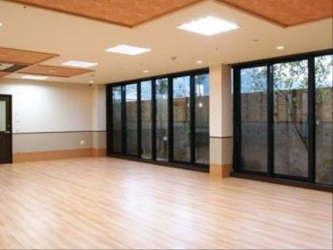 ロイヤル・ライフ河内の郷の日常。沢山の方々と仲良く、親睦を深めていただける環境をご用意しております。
