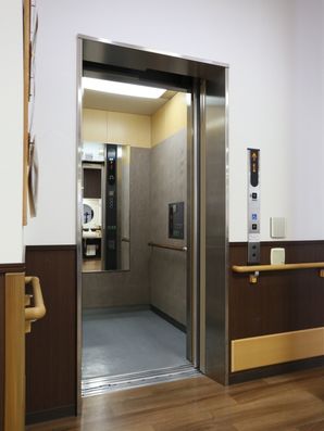 エレベーター