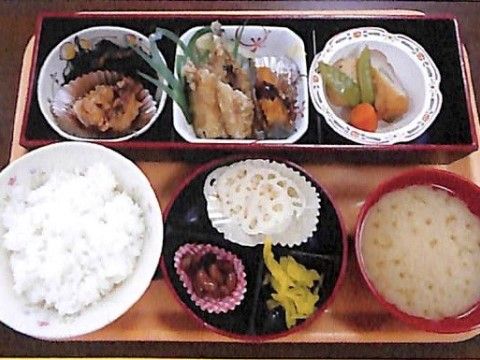 和食スタイルの食事内容