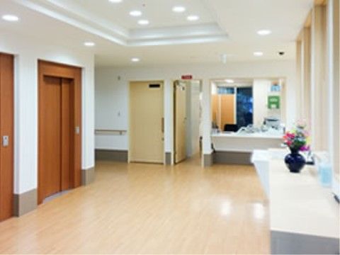 エレベーター前のホール