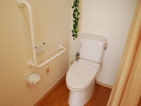ベストライフ戸田のトイレ。居室に設置