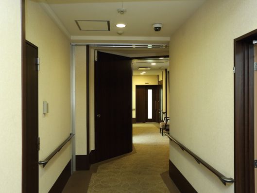 安心安全設計の廊下