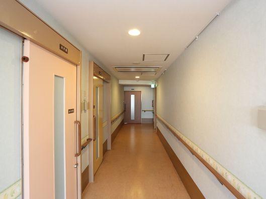 各居室を繋ぐ共有廊下