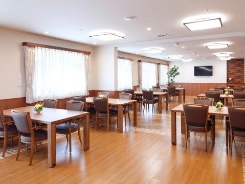 「ニチイホーム北浦和」の内観。バリアフリー設計。